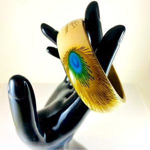 Amazing vintage peacock feather brass and enamel bangle bracelet